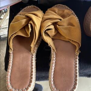 Universal Thread Tan Espadrille Knot Slip-Ons